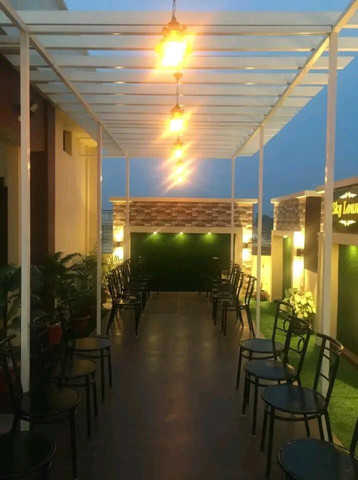 Hotel Rajshree Tanakpur Екстер'єр фото