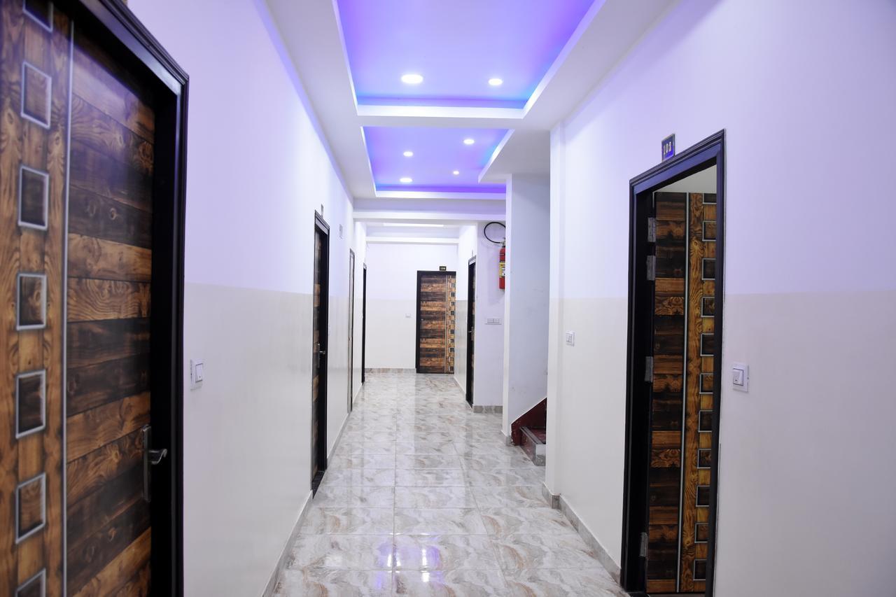 Hotel Rajshree Tanakpur Екстер'єр фото
