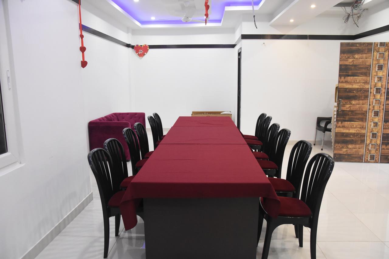 Hotel Rajshree Tanakpur Екстер'єр фото